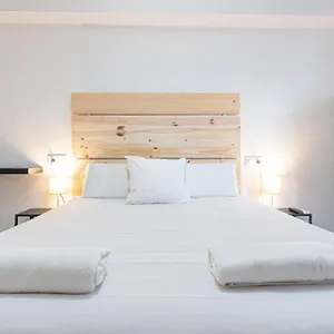  Ostello Easy Sants By Bossh! (adults Only) Spagna